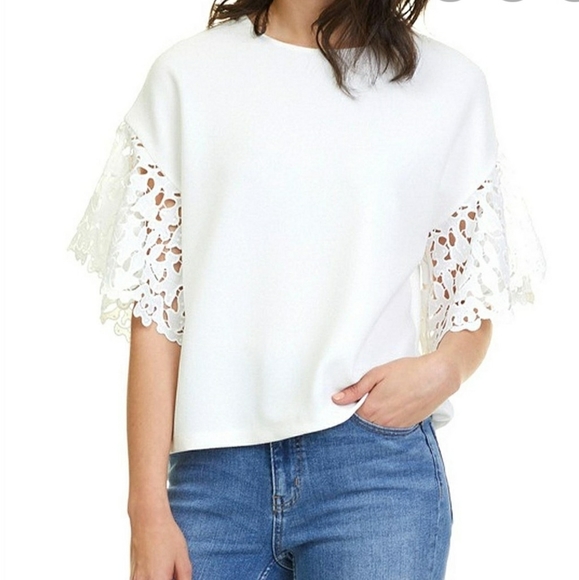 Vertical Design Sweaters - Vertical Design Women's Laced Sleeve Sweater